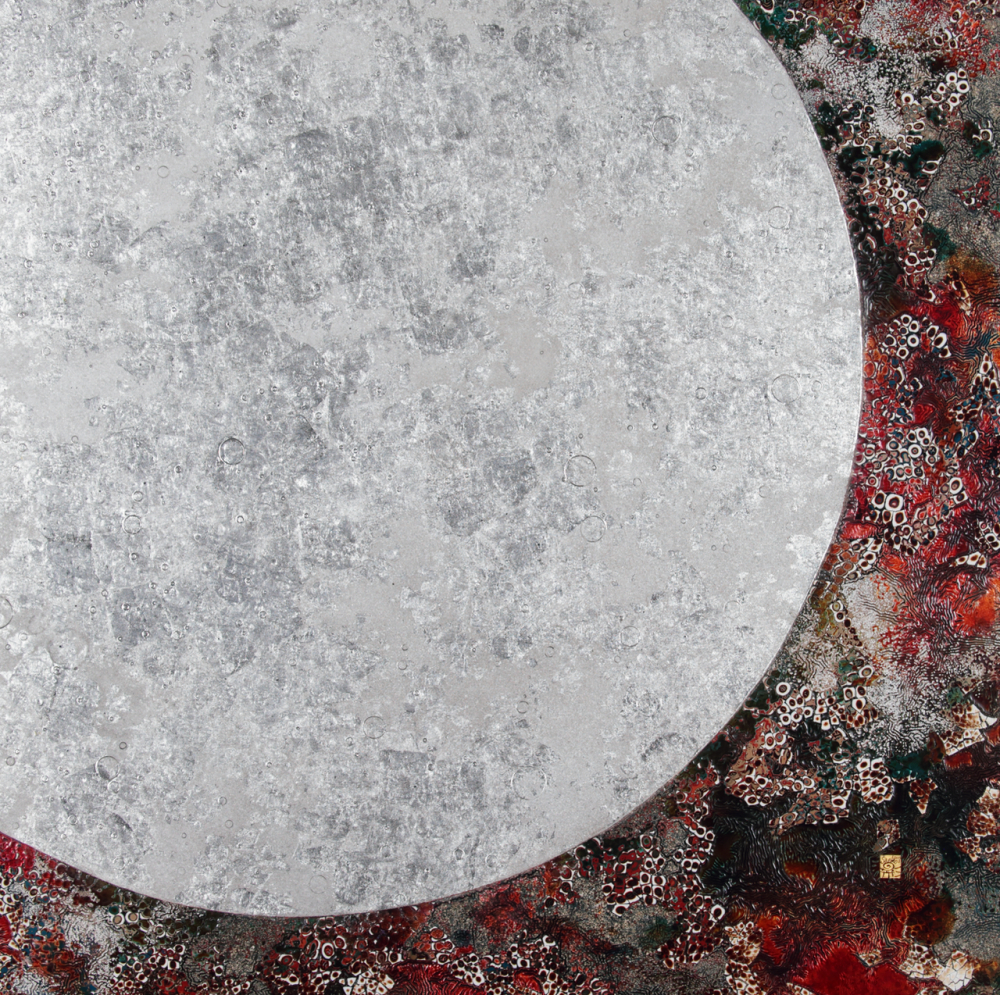 Tác phẩm Moonstruck (Ánh trăng) của Ando Saeko.