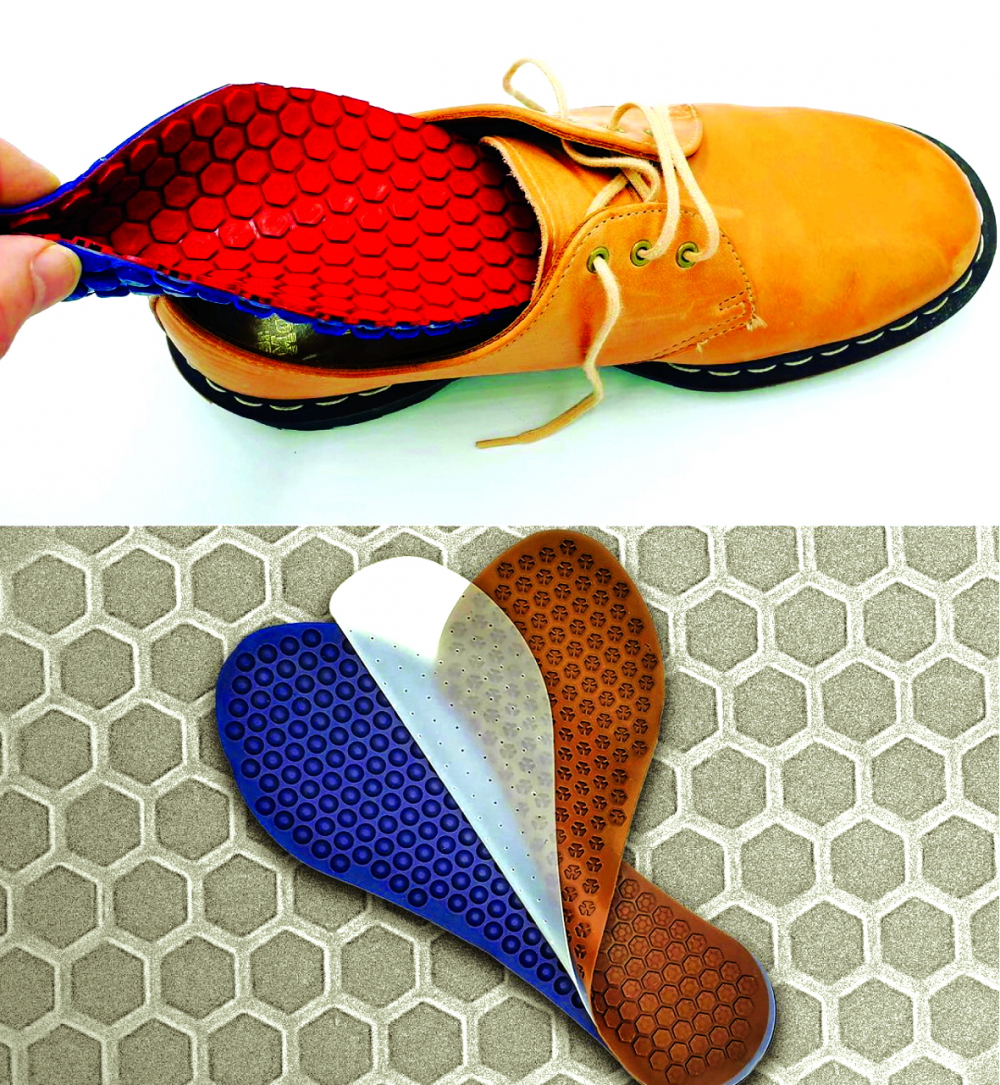 2 mặt đế giày Climfeet làm từ silicone cải tiến thân thiện môi trường, ở giữa là một tấm đồng mỏng giúp tăng khả năng giữ/tản nhiệt - Nguồn ảnh: Solecooler