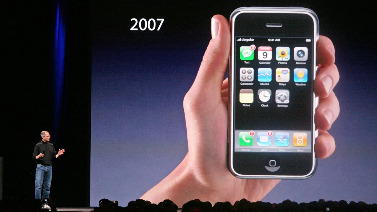 iPhone thay đổi thế nào sau 16 năm? - Ảnh 2.