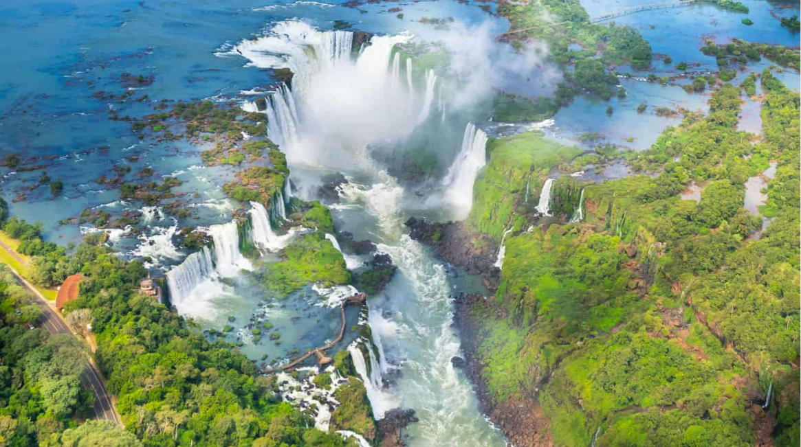 Thác Iguazu - Ảnh: Shutterstock.