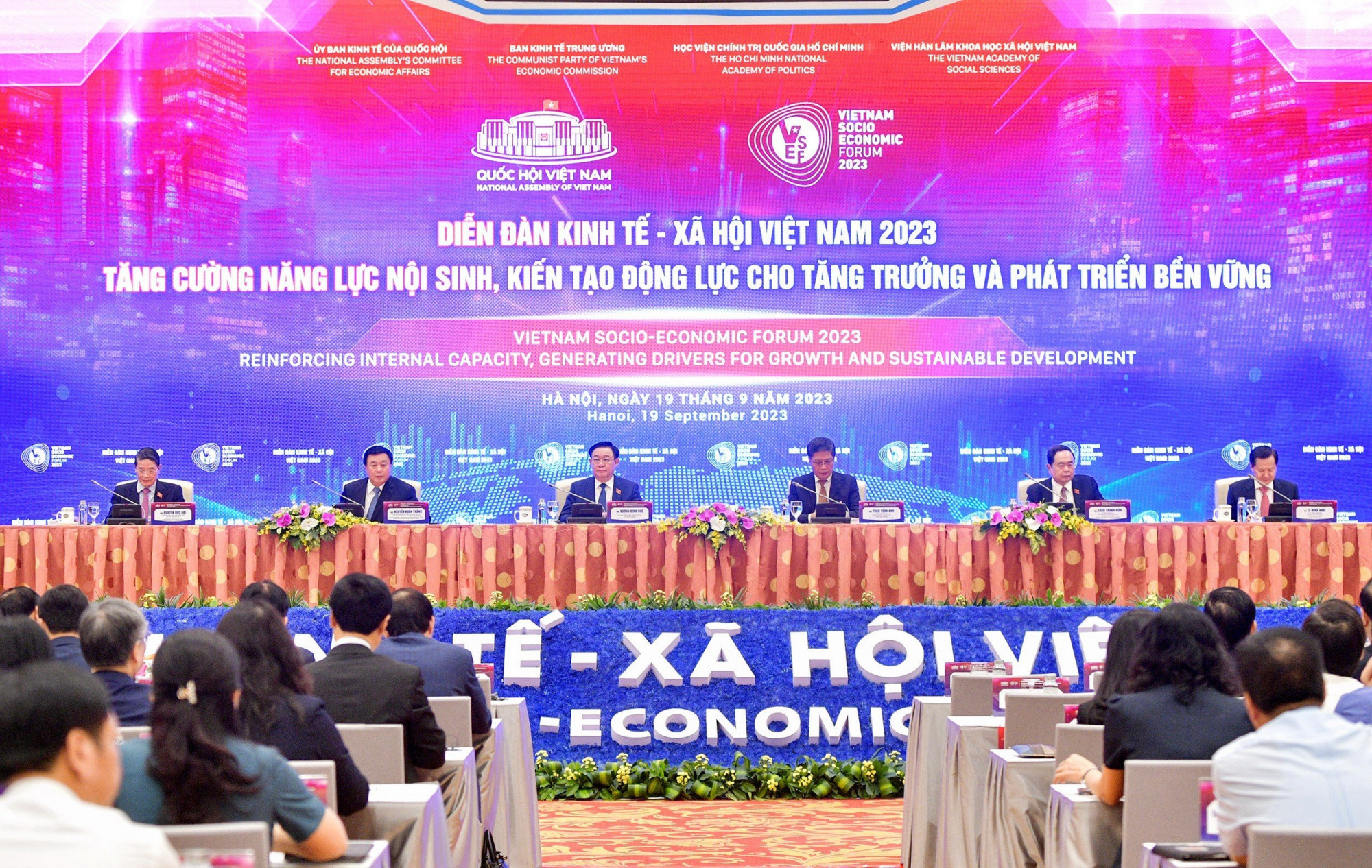 Diễn đàn Kinh tế xã hội năm 2023 