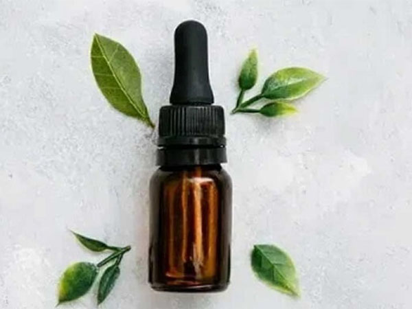 Bộ Y tế truy tìm nguồn gốc serum Diếp cá siêu kích trắng không có nguồn gốc được lấy mẫu tại Công ty 