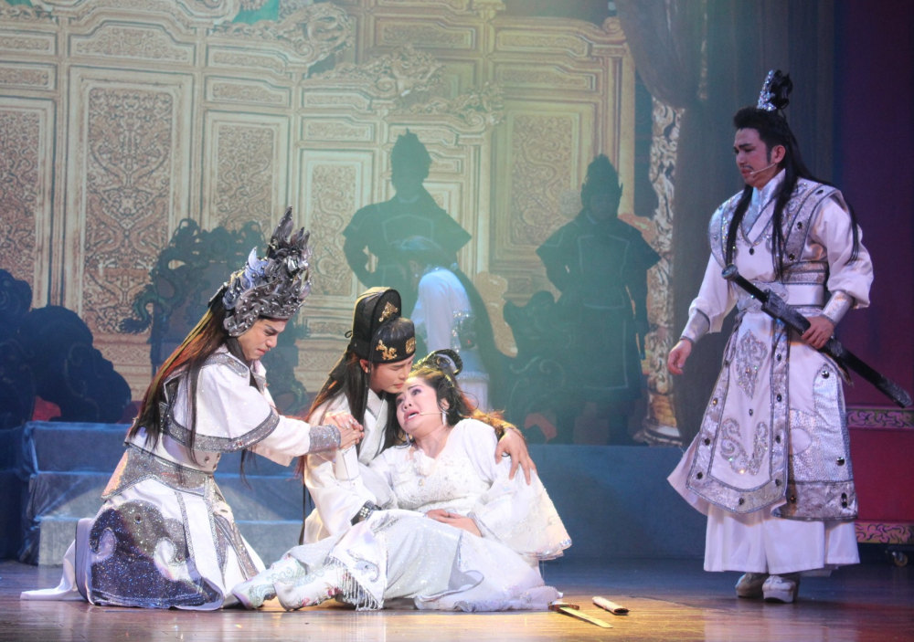 Những năm qua, sân khấu Chí Linh - Vân Hà vẫn hướng đến là một “sân khấu truyền nghề”, tạo “đất dụng võ” cho các nghệ sĩ trẻ.