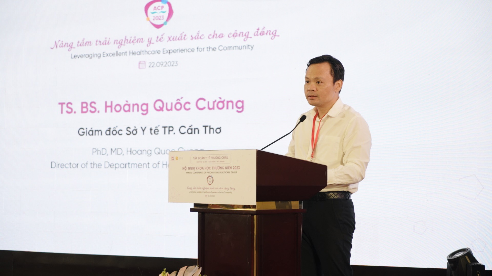 TS BS Hoàng Quốc Cường - Giám đốc Sở Y tế TP Cần Thơ - phát biểu tại hội nghị