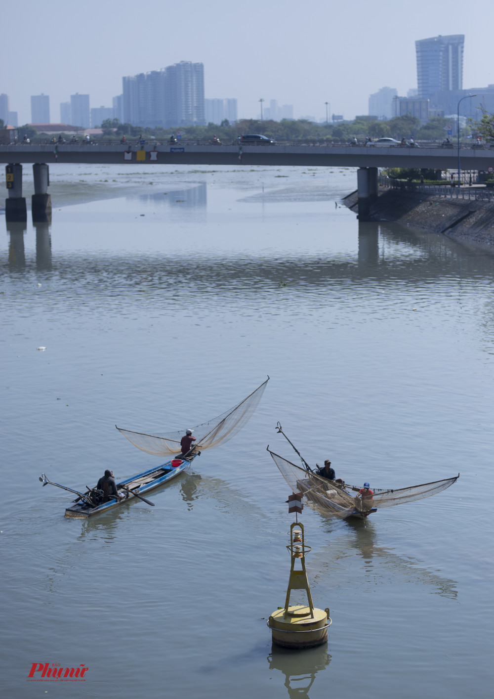 Một góc kênh Tàu Hủ