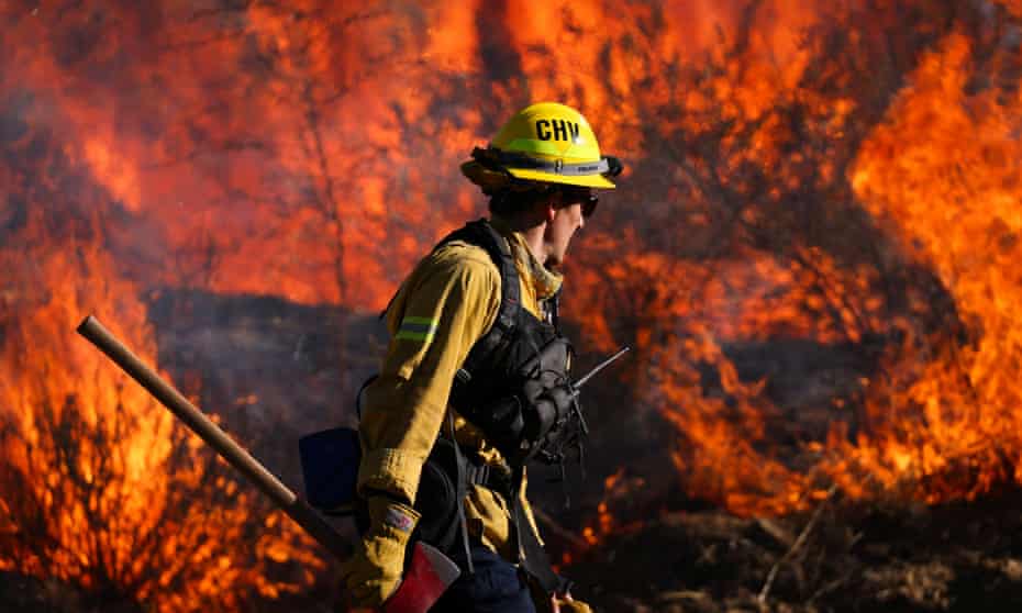 Cháy rừng nghiêm trọng ở California.