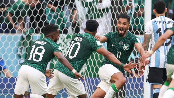 Niềm vui của các tuyển thủ Saudi Arabia trong trận thắng Argentina 2-1 tại World Cup 2022