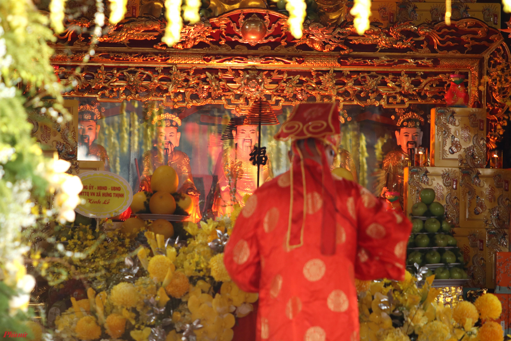 Đền ông Hoàng Mười còn có tên khác là Mỏ Hạc Linh Từ với kiến trúc độc đáo và giá trị văn hóa, tín ngưỡng trong hệ thống đạo Mẫu tứ phủ Liễu Hạnh. Năm 2019, Lễ hội Đền ông Hoàng Mười được Bộ Văn hóa - Thể thao và Du lịch công nhận là Di sản văn hóa phi vật thể quốc gia.