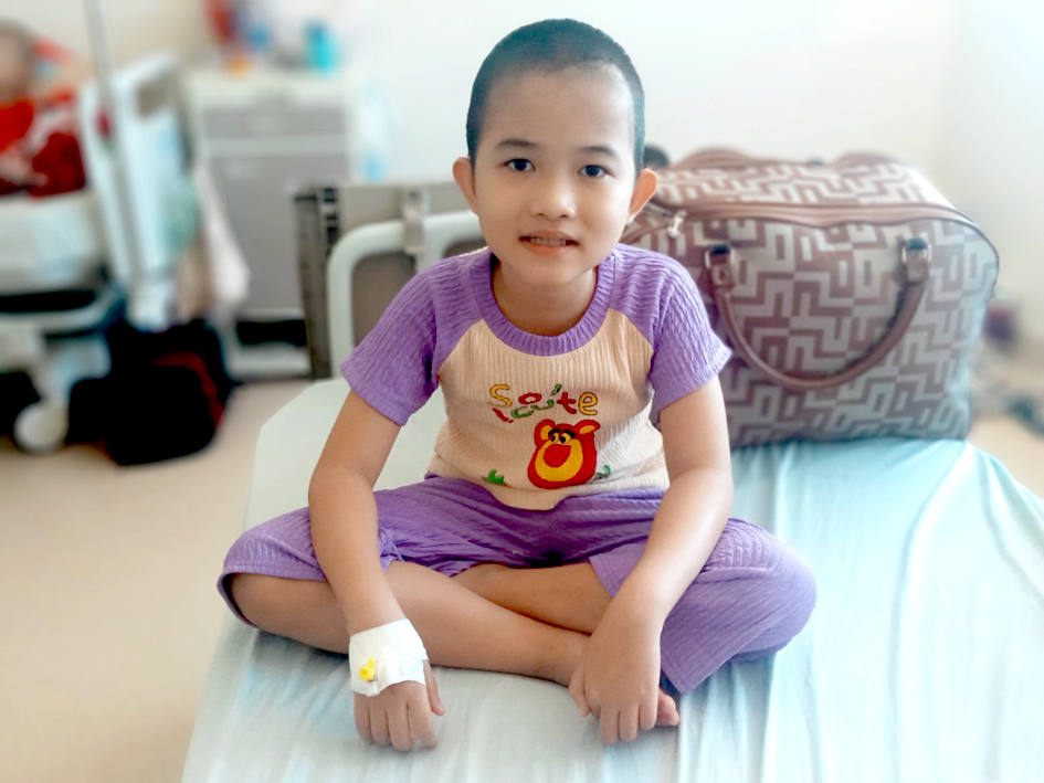 Cháu Nguyễn Thị Ngọc Lam đang điều trị tại bệnh viện