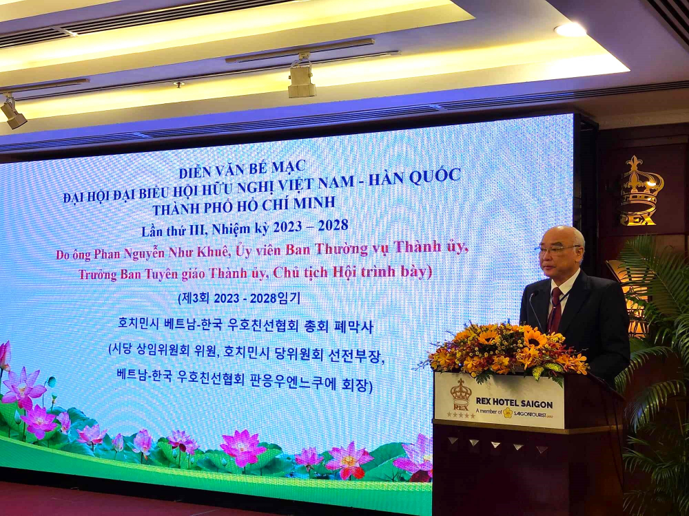 Ông Phan Nguyễn Như Khuê phát biểu bế mạc hội nghị