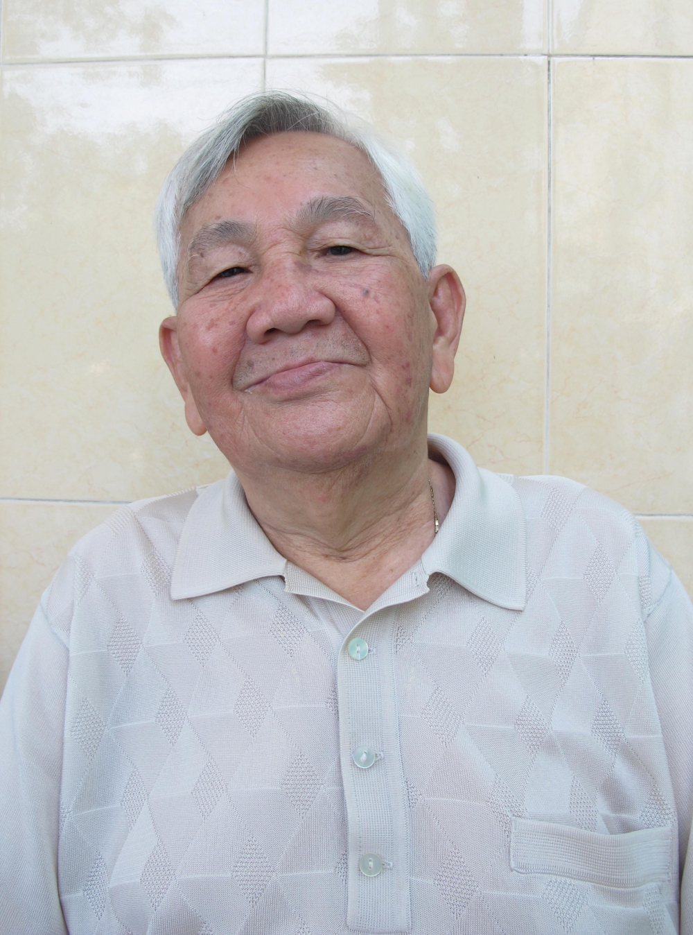 Chân dung danh ca Văn Hường (ảnh chụp năm 2014).