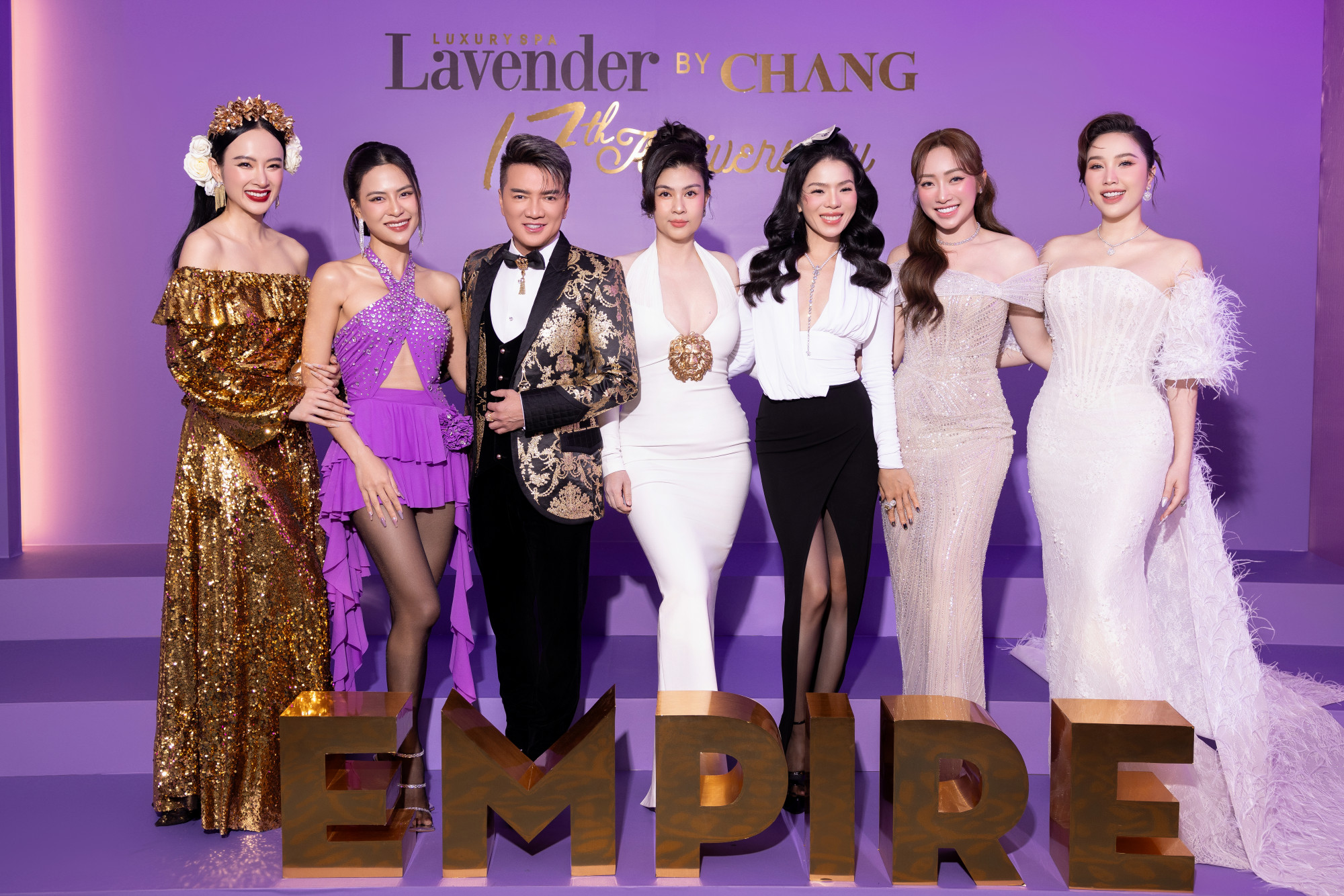 Sự kiện Lavender By Chang vừa tổ chức dạ tiệc mừng sinh nhật 17 năm. Dạ tiệc được đầu tư kỹ xảo 3D mang tới trải nghiệm đa giác quan với sự góp mặt của nhiều ngôi sao hàng đầu Vbiz như Đàm Vĩnh Hưng, Lệ Quyên, Bảo Thy, Hà Nhi, Mai Tiến Dũng…  