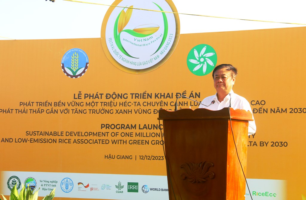 Phát biểu tại buổi lễ phát động, ông Lê Minh Hoan - Bộ trưởng Bộ Nông nghiệp và Phát triển nông thôn, nhấn mạnh: “