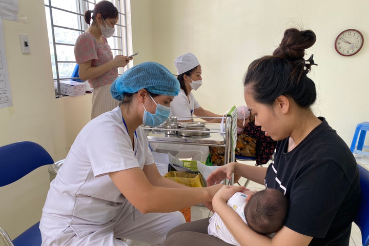 Gần 500.000 liều vắc xin “5 trong 1” sắp về Việt Nam - Báo Phụ Nữ