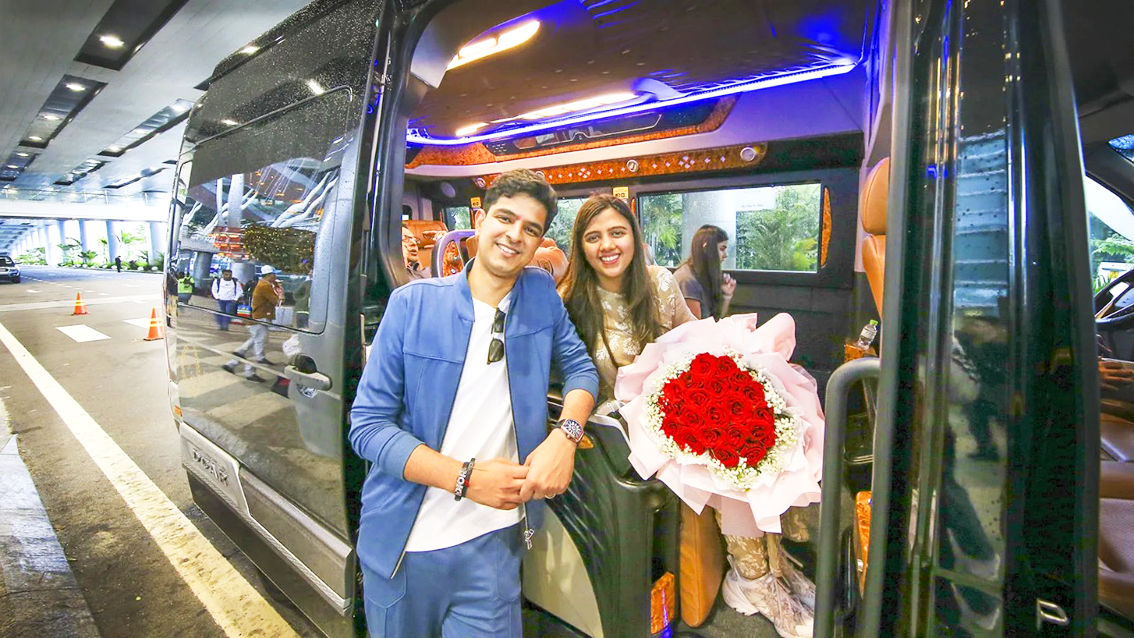 Cô dâu Tuisha và chú rể Gaurav (Ấn Độ) tổ chức đám cưới tại Đà Nẵng hồi đầu năm nay - Nguồn ảnh: Trung tâm xúc tiến du lịch TP Đà Nẵng