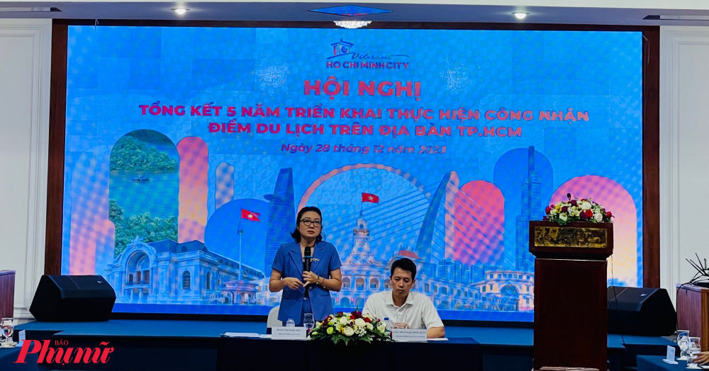 Bà Bùi Thị Ngọc Hiếu - Phó giám đốc Sở Du lịch TPHCM chủ trì Hội nghị Tổng kết 5 năm triển khai