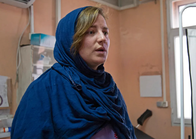 Tania Allekotte, một bác sĩ phụ khoa của MSF đến từ Argentina, cho biết tình trạng đa sinh như trường hợp của Bibi Islam là phổ biến. 'Ở đây có giá trị là có nhiều trẻ em và nhiều phụ nữ điều trị để kích thích khả năng sinh sản. Chúng tôi thường có cặp song sinh ở đây', cô nói. [Kobra Akbari/AFP]