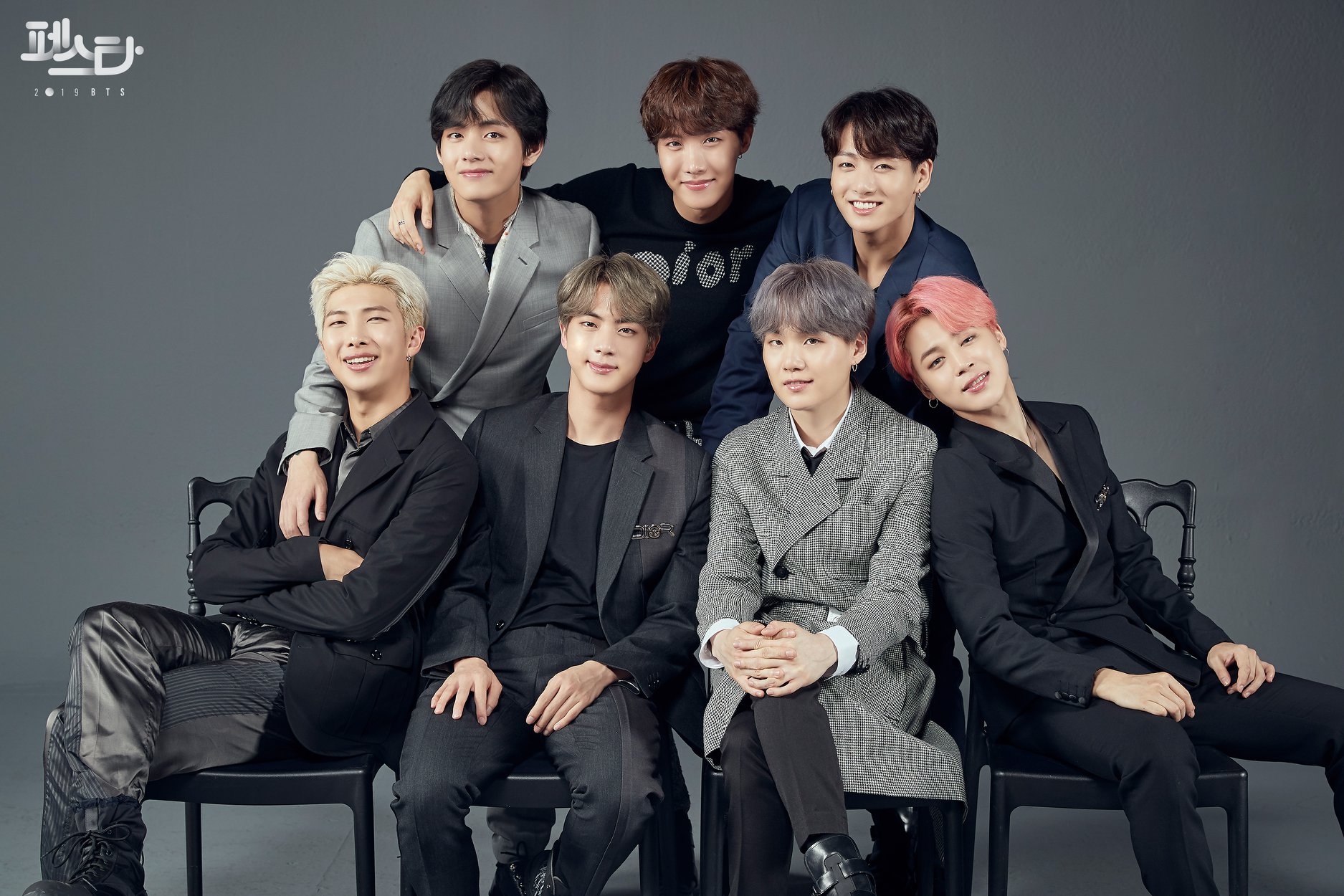 BTS là một trong những nhóm nhạc hiếm hoi liên tục gia hạn hợp đồng với công ty đào tạo nhóm.