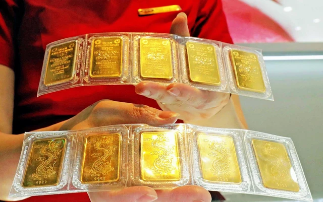 Giá vàng bật tăng 800.000 đồng/lượng trong ngày 19/1. 
