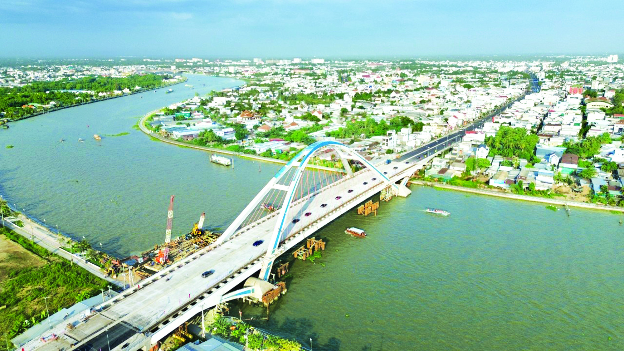 Công trình cầu Trần Hoàng Na, bắc qua sông Cần Thơ