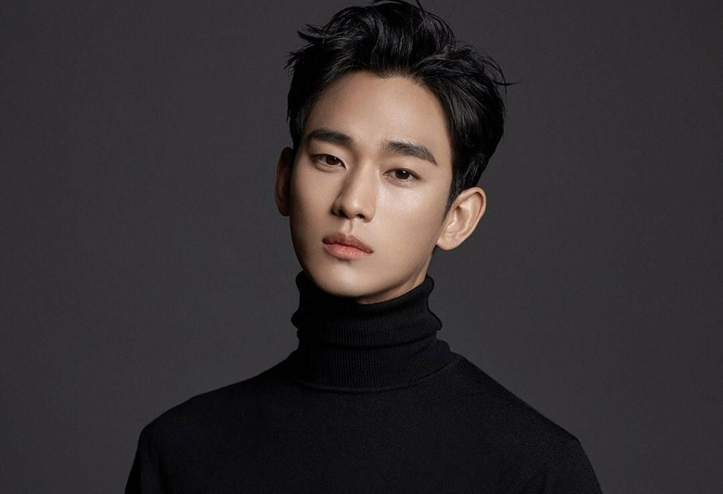 Theo truyền thông Hàn Quốc, Kim Soo Hyun hiện là nam diễn viên kiếm được cao nhất khoảng 440.000 USD mỗi tập phim