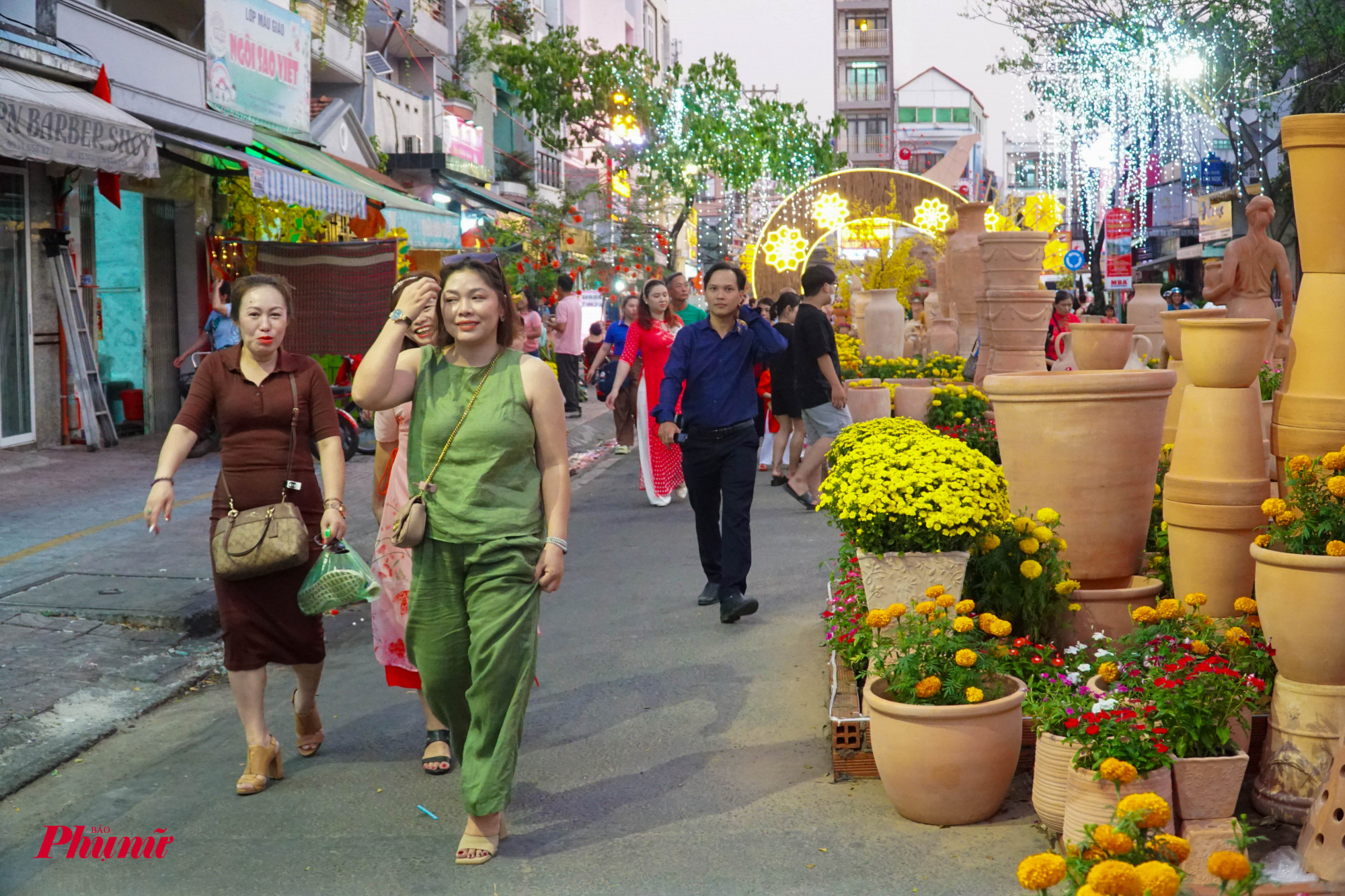 Đây là năm đầu tiên không gian tái hiện này xuất hiện trong khuôn khổ chợ hoa xuân 'Trên bến dưới thuyền tại quận 8