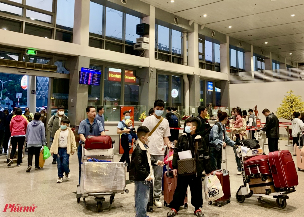 Tại sảnh B, khu vực check-in hành lý của 