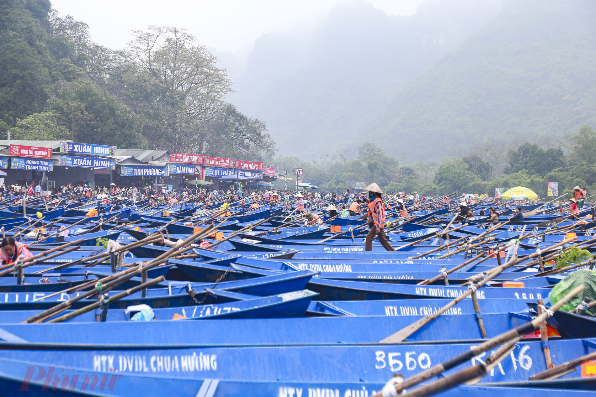 Theo thống kê của Ban Quản lý khu di tích, 3 ngày qua đã đón khoảng 80.000 khách, riêng mùng 5 tháng Giêng đón hơn 40.000 người. Số lượng du khách ước tính cao hơn 20% so với cùng kỳ năm ngoái.