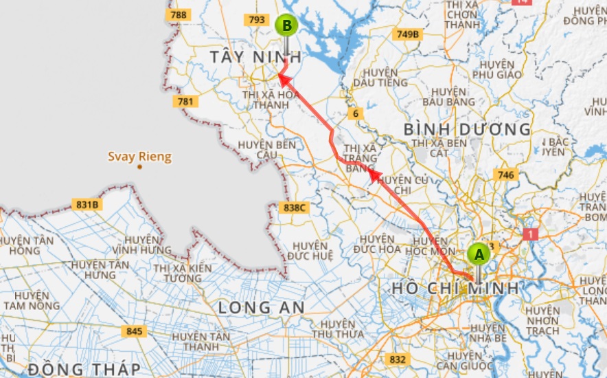 Núi Bà Đen cách TPHCM khoảng 110km. Từ trung tâm TPHCM, bạn có thể chọn xe buýt, xe máy hoặc xe ô tô cá nhân để đến núi Bà Đen.  Nếu di chuyển bằng xe máy hay ô tô cá nhân, từ trung tâm TPHCM, bạn di chuyển đến đến ngã ba Trảng Bàng. Sau đó, rẽ trái là sẽ đến được thị trấn Gò Dầu, tiếp tục rẽ phải và di chuyển theo quốc lộ 22B. Chạy thêm 60km nữa thì bạn sẽ bắt gặp vòng xoay của TP Tây Ninh. 