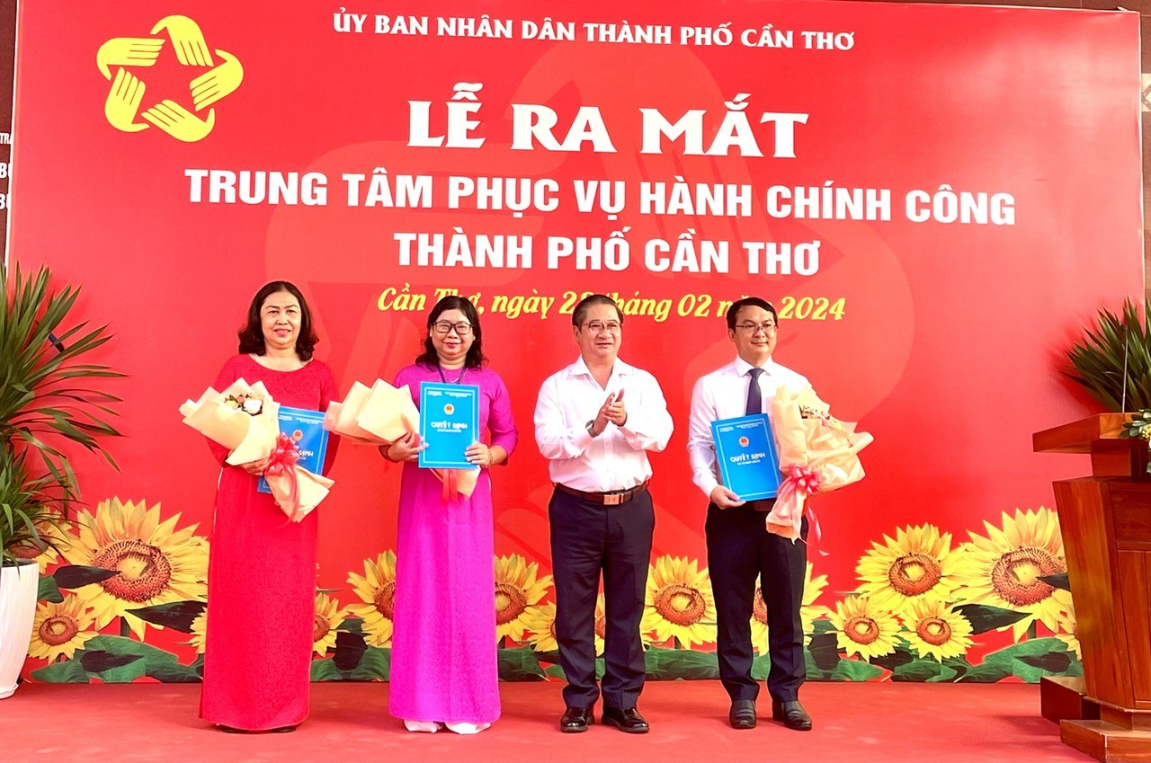 ra mắt Trung tâm phục vụ hành chính công thành phố