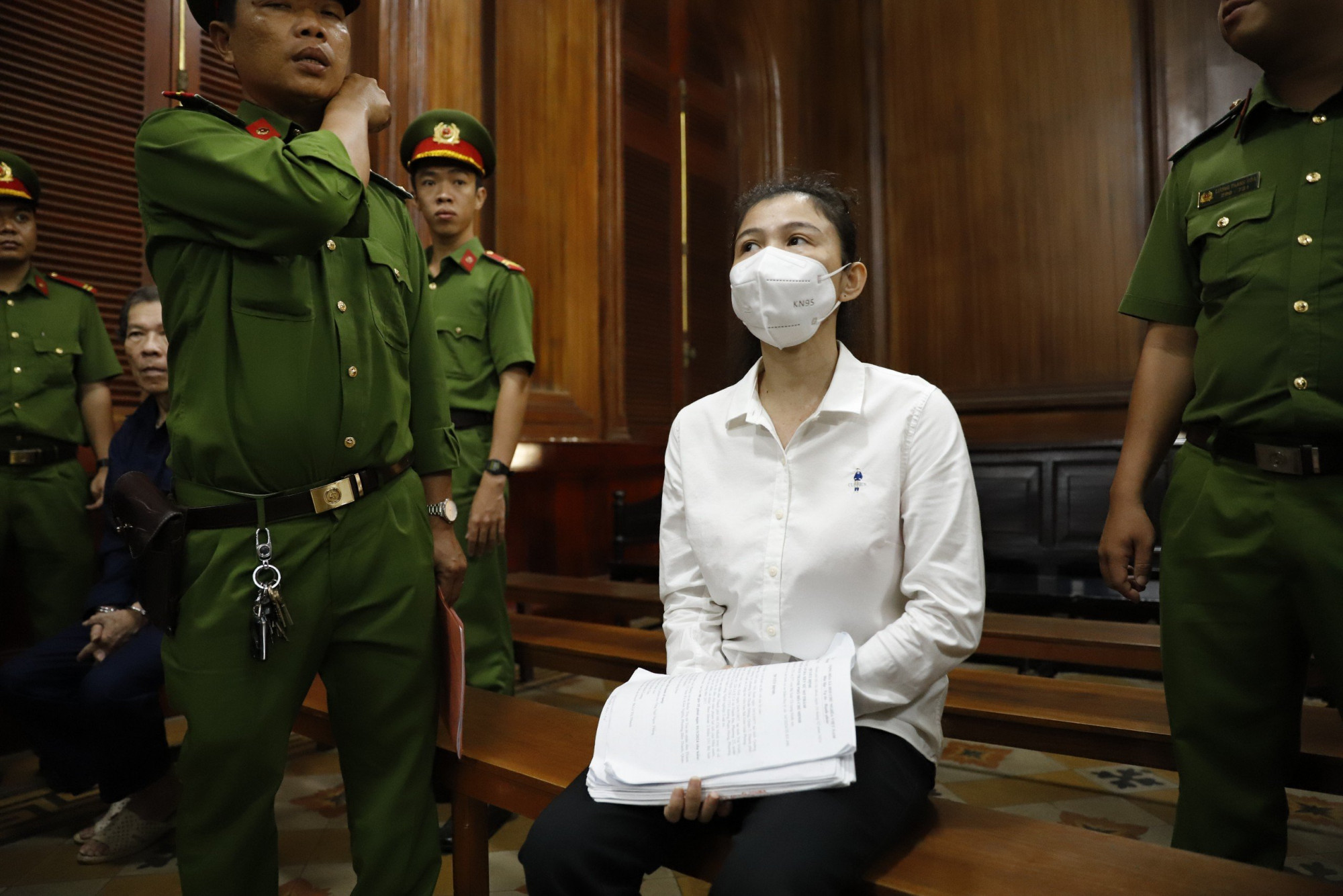 Bị cáo Đặng Thị Hàn Ni tại phiên xét xử.