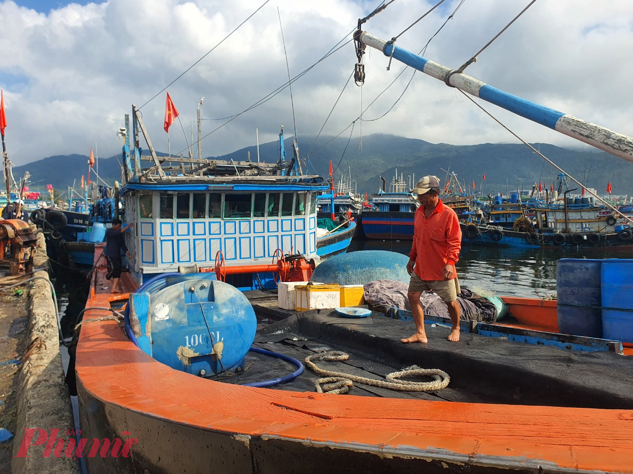 Ông Nguyễn Văn Hải cho biết rất khó tìm lao động đi biển 