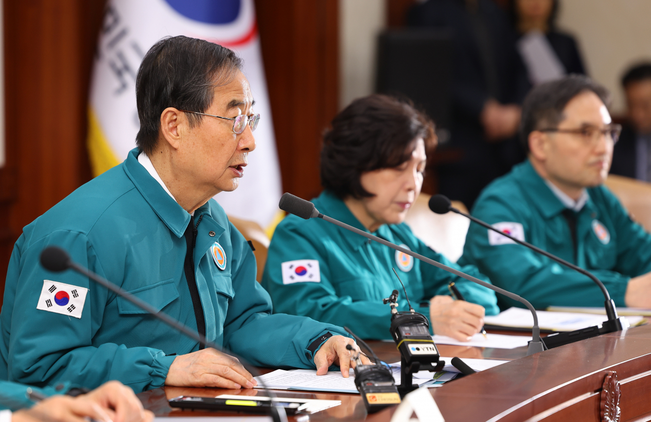 Thủ tướng Han Duck-soo phát biểu trong cuộc họp ngày 3/3 - Ảnh: Yonhap