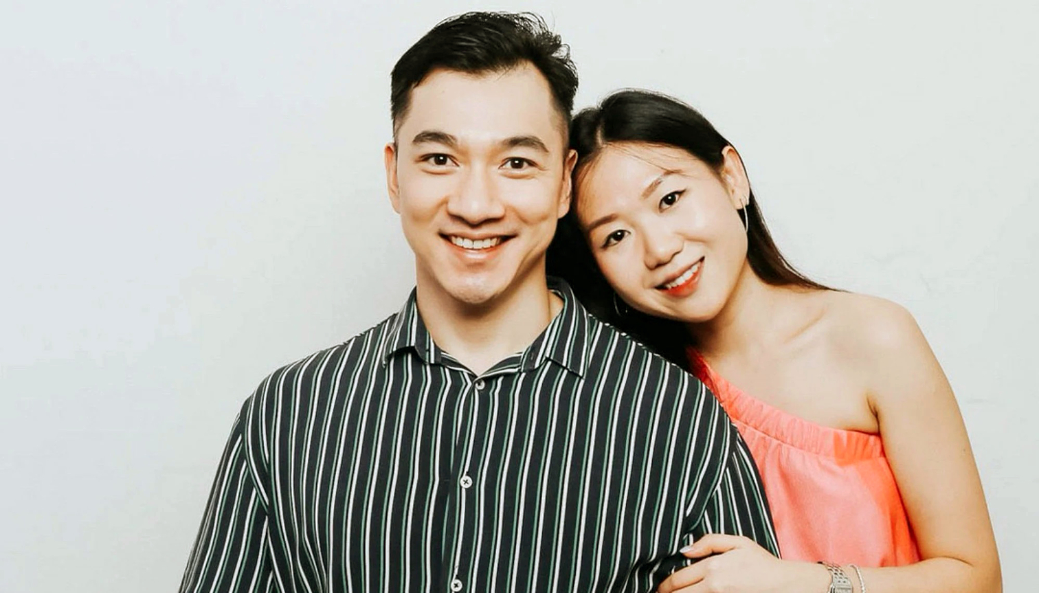 Corinne Chow và Ryan Tan (Singapore) đã đăng video lên TikTok chia sẻ về 1 ngày trong cuộc sống của họ với tư cách là cặp đôi DINK - Nguồn ảnh: SCMP/HANDOUT