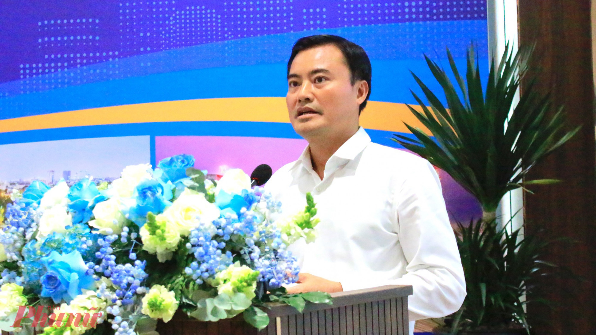 Phó Chủ tịch UBND TPHCM Bùi Xuân Cường phát biểu tại hội nghị 