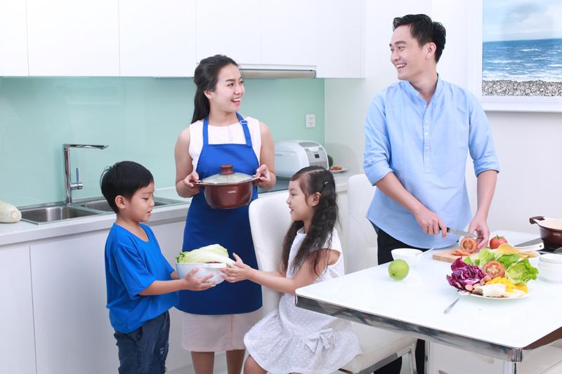 Chồng vào bếp là hạnh phúc gia đình?