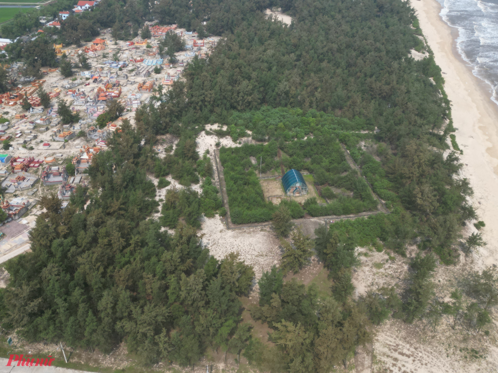  Tháp Phú Diên được xác lập kỷ lục là “Tháp Chăm cổ bằng gạch chìm sâu dưới cồn cát ven biển được khai quật và bảo tồn đầu tiên trên thế giới.'