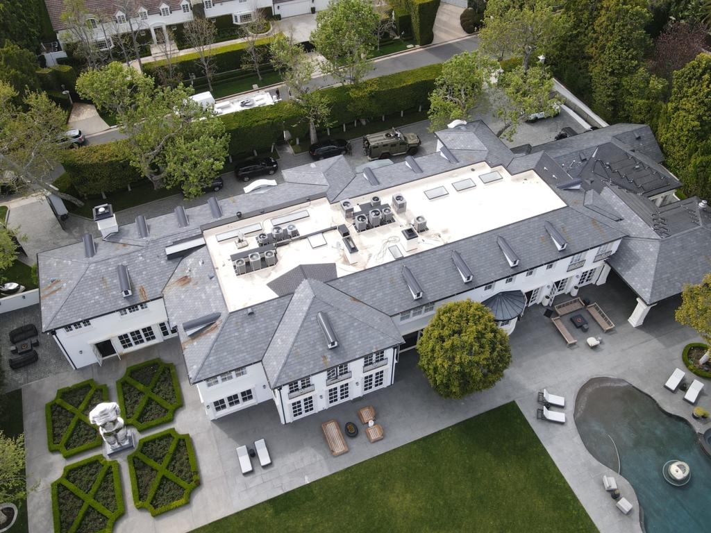 Nhà riêng của Sean Diddy Combs ở Los Angeles nhìn từ trên không 