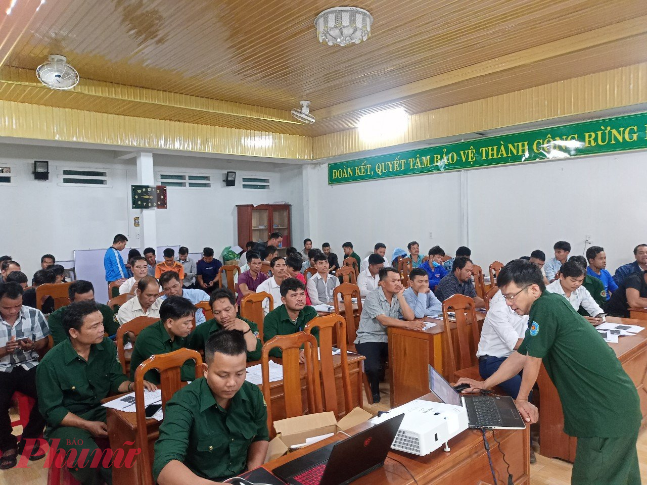 Dù được Chính phủ cho thí điểm kinh doanh tín chỉ các bon nhưng đến nay tỉnh Quảng Nam vẫn chưa thực hiện được vì gặp nhiều vướng mắc theo quy định của pháp luật