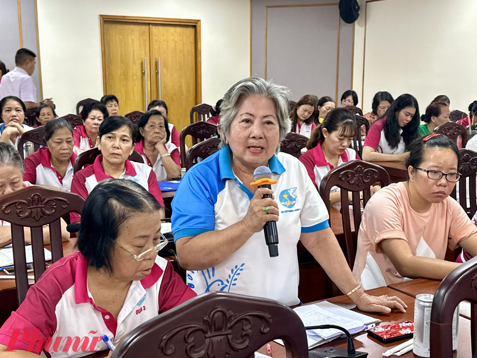 Cán bộ, hội viên, phụ nữ tham gia góp ý nhiều vấn đề 