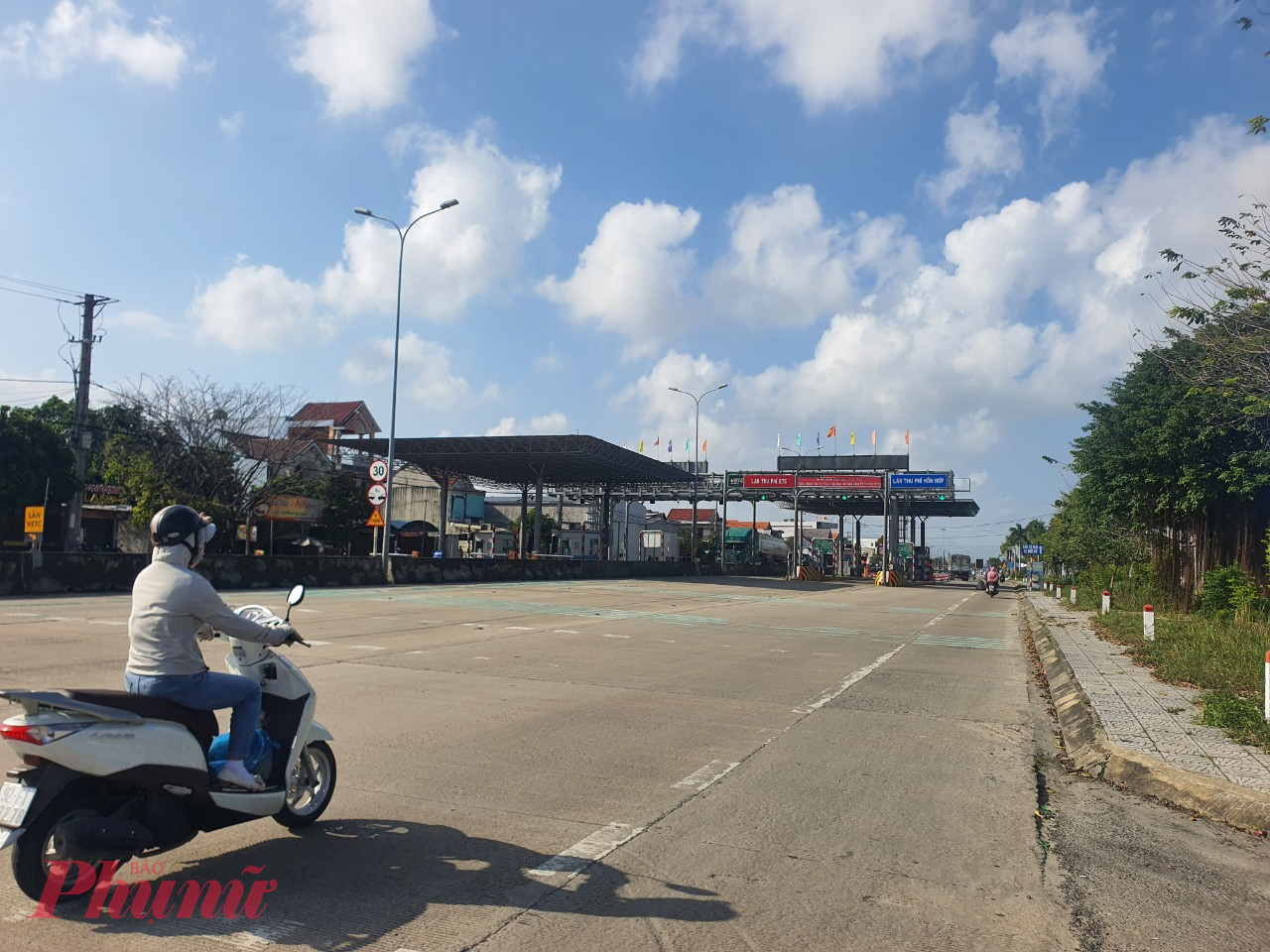 Trạm thu phí Km943+975