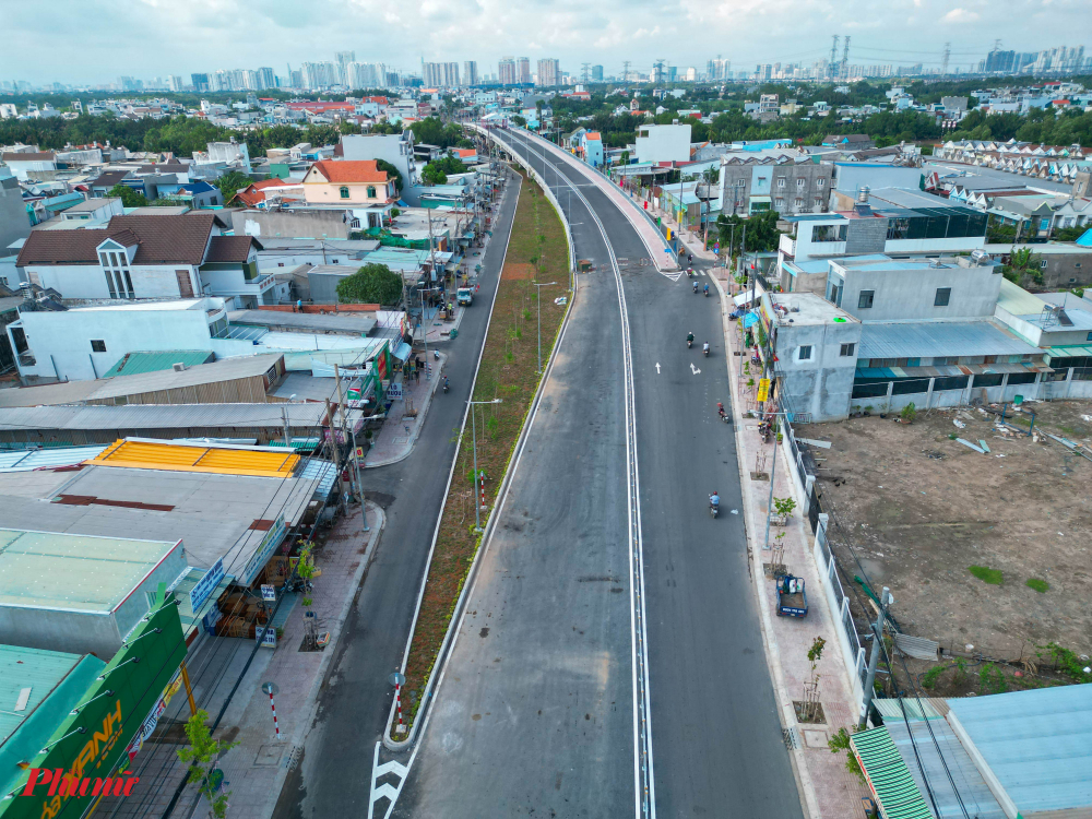 là một trong rất nhiều công trình ở TPHCM được xây dựng ì ạch do vướng ở khâu GPMB