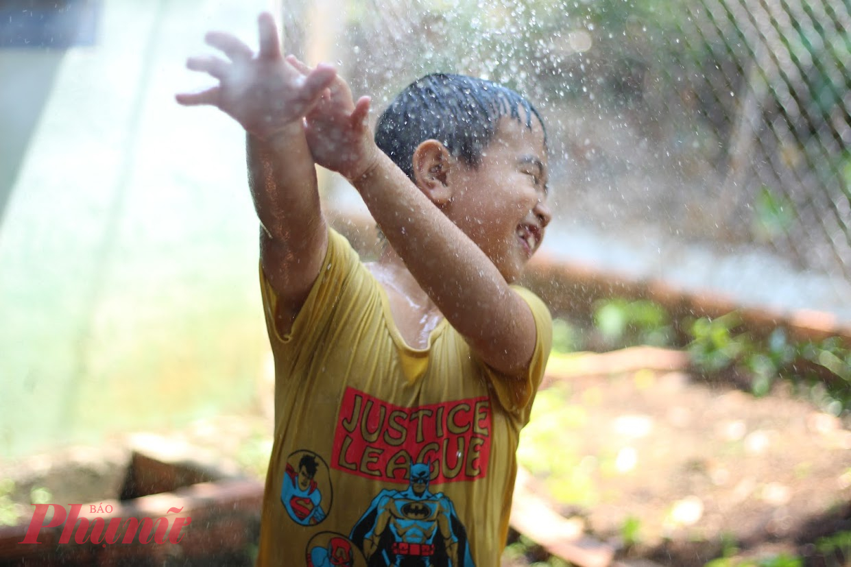 Về quê: Nếu bạn chưa lập gia đình hay đã lập gia đình, thì về quê - chuyến du du lịch phút cuối là lựa chọn không tồi.