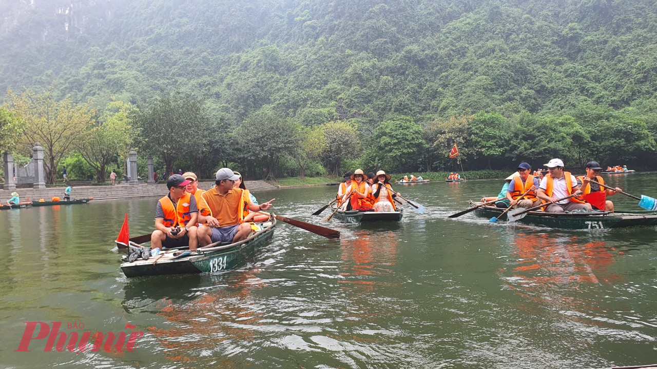 Trong tháng Tư, Ninh Bình tổ chức chuỗi các hoạt động chào mừng kỷ niệm 10 năm Quần thể danh thắng Tràng An được UNESCO ghi danh là Di sản Văn hóa và thiên nhiên thế giới (2014 - 2024).