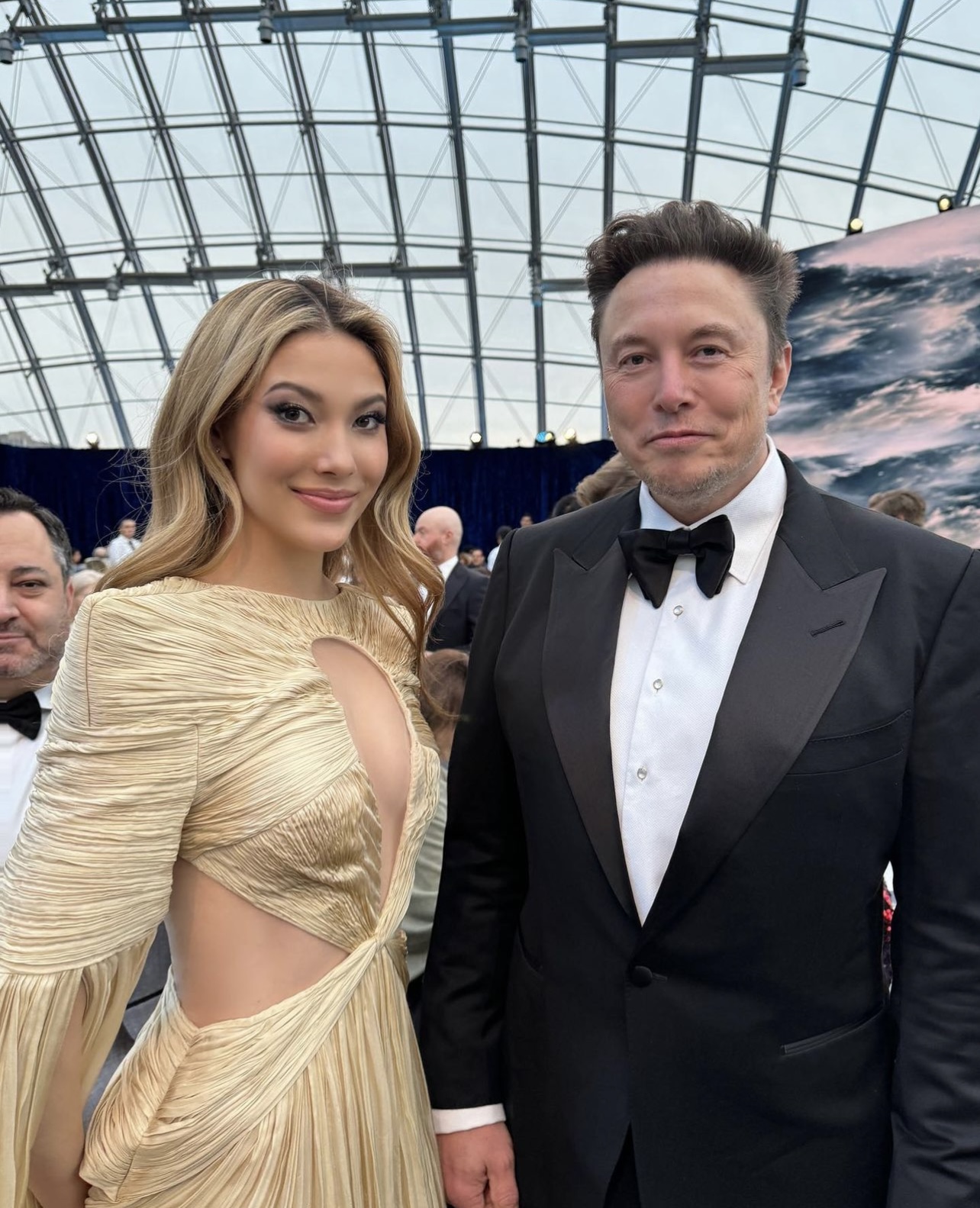 Tại sự kiện, nữ vận động viên nổi tiếng có dịp hội ngộ với tỷ phú công nghệ Elon Musk, tạo nên nhiều đề tài thú vị cho báo giới khai thác.