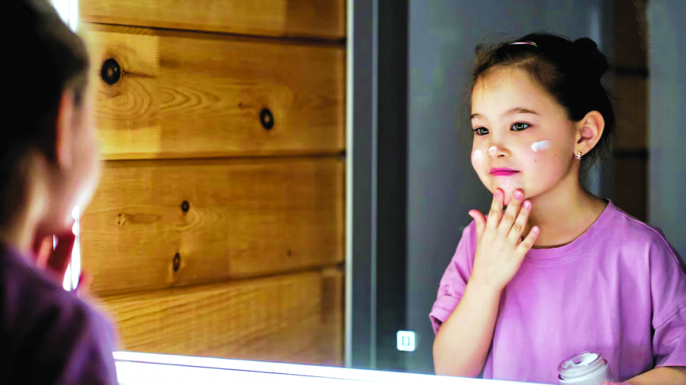 Hiện tượng “Sephora Kids” được cho là mang đến cho người lớn cơ hội kiểm tra thái độ  của chính mình về sự lão hóa - Nguồn ảnh: Getty Images
