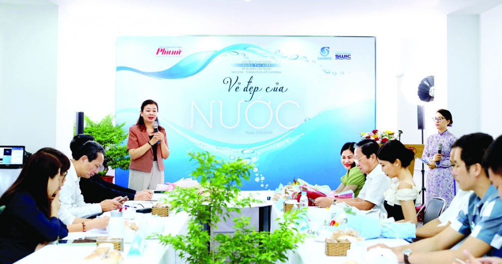 Quang cảnh buổi phát động cuộc thi 'Vẻ đẹp của nước- ẢNH: VĂN BÍCH