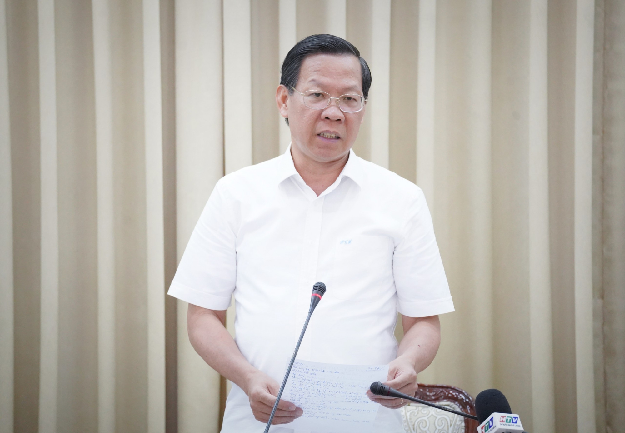 Chủ tịch UBND TPHCM Phan Văn Mãi phát biểu chỉ đạo 