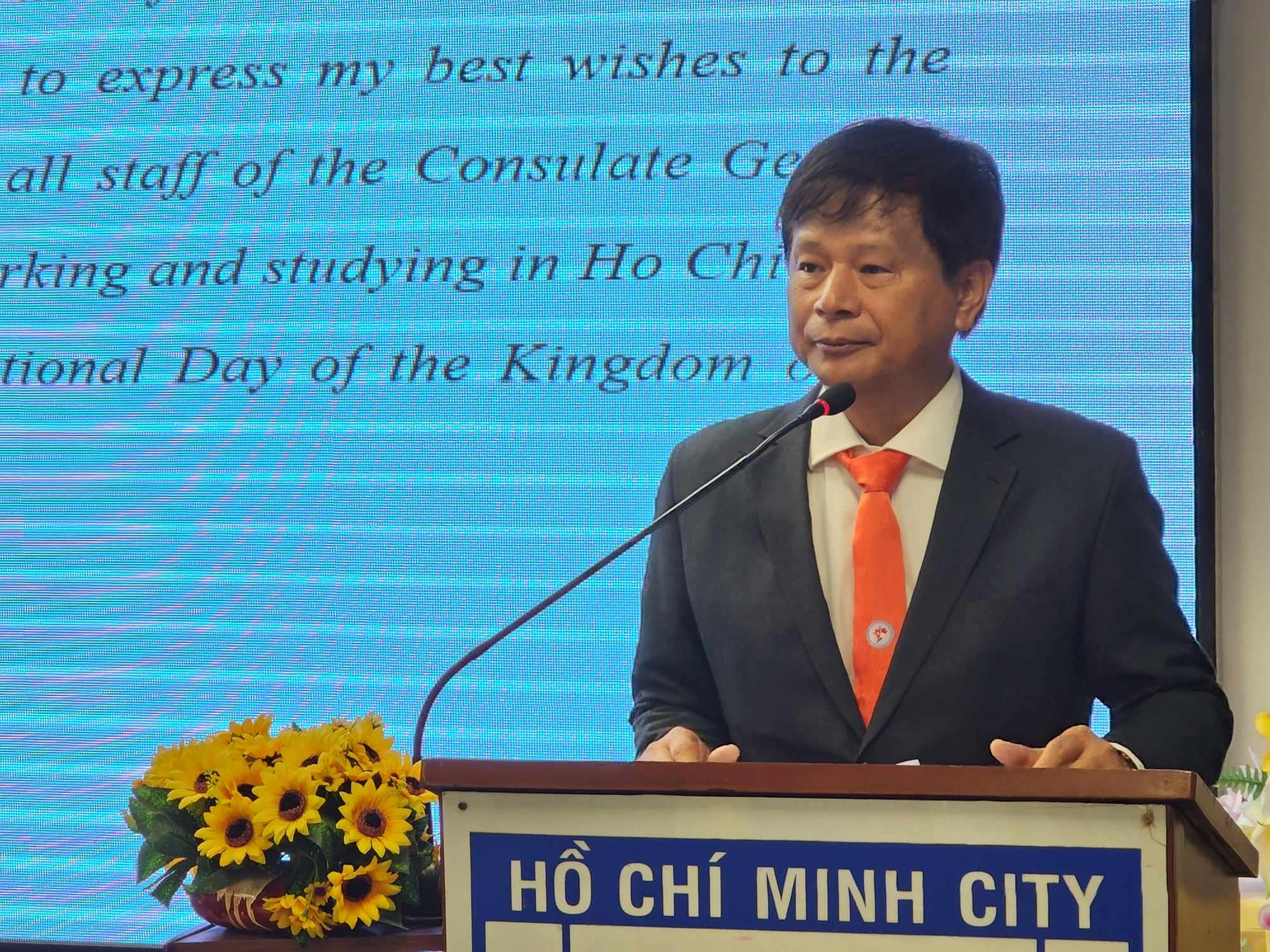 Ông Trần Trọng Dũng - Phó Chủ tịch Hội nhà báo Việt Nam, Chủ tịch Hội hữu nghị Việt Nam - Hà Lan TPHCM - phát biểu tại cuộc họp mặt