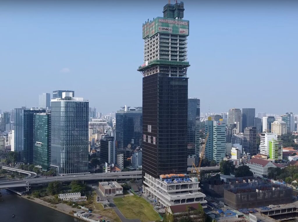 Marina Central Tower cao 55 tằng, với 5 tầng hầm